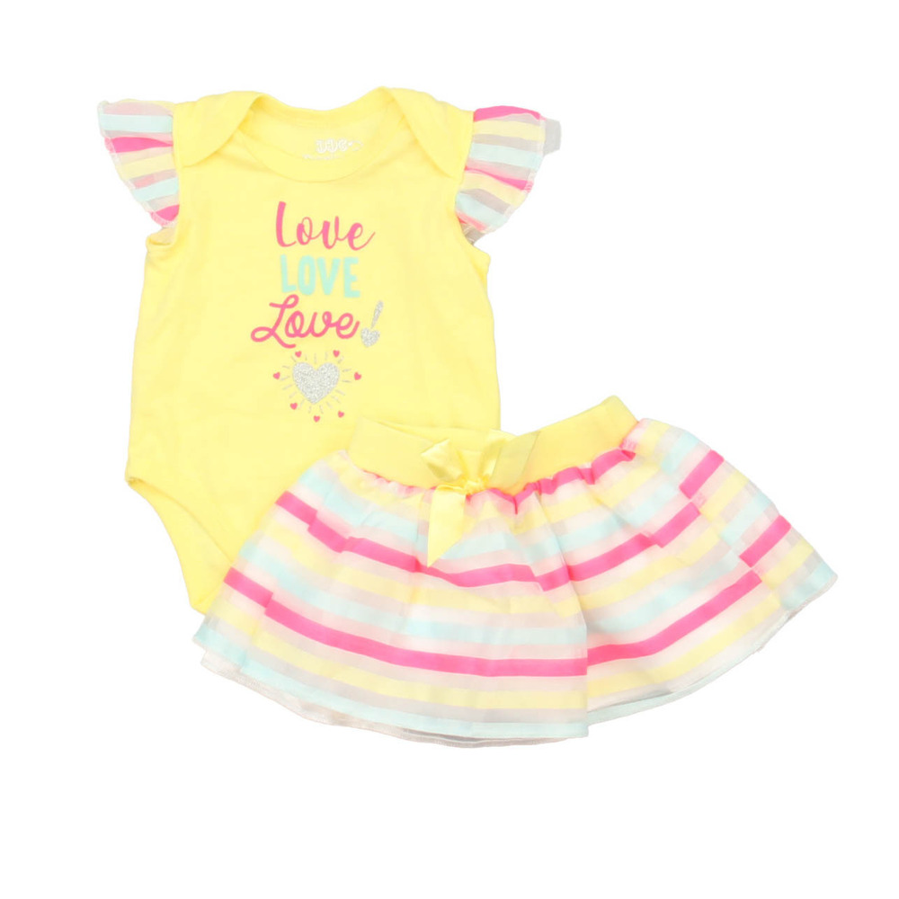 DDG Darlings Girls Yellow | Pink Apparel Sets size: 0-3 Months